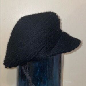 Nordstrom women’s hat cap cabbie black Italian cashmere basic solid accessory